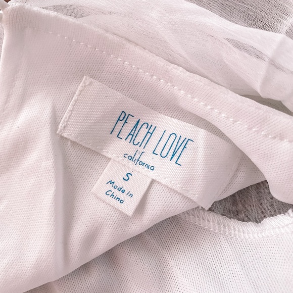 White romper - Picture 4 of 4